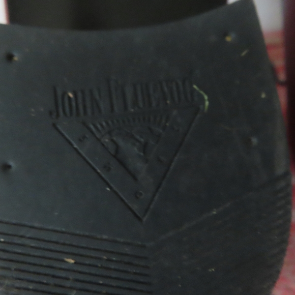 john fluevog vegan vogs RADIO CJRT LACE-UP ANKLE BOOT Red Vegan 9.5 - Picture 9 of 11